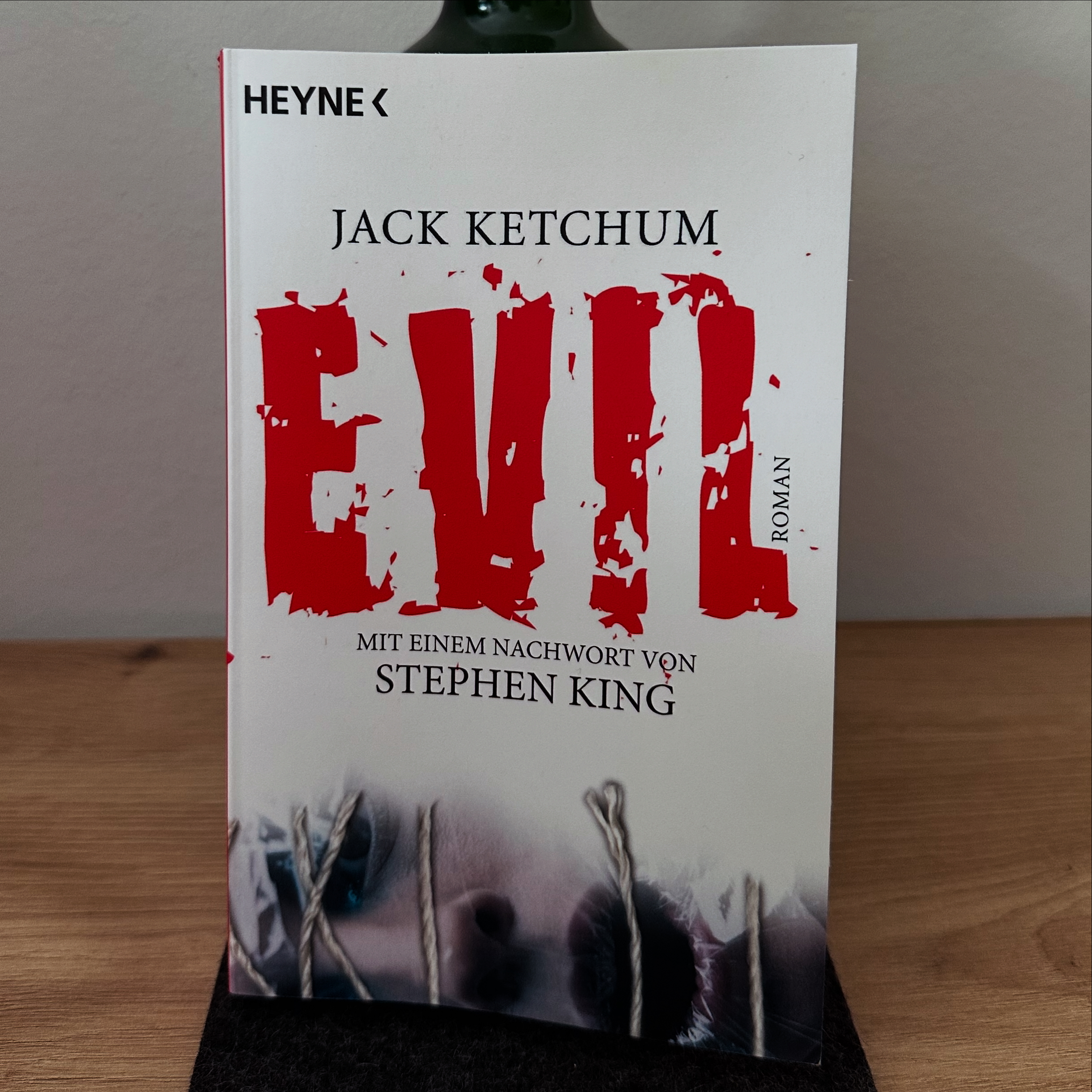 Evil von Jack Ketchum – Wenn Menschlichkeit stirbt und das Grauen die Feder führt